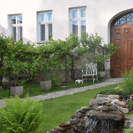Lovecky Apartman Na Namesti Ve Frenstate Pod Radhostem Френштат-под-Радгоштем Экстерьер фото