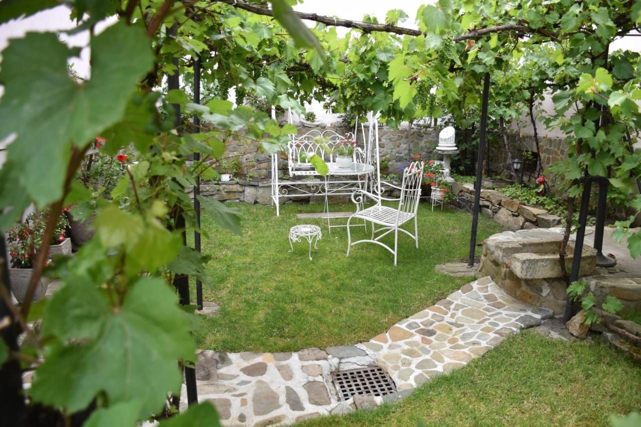 Lovecky Apartman Na Namesti Ve Frenstate Pod Radhostem Френштат-под-Радгоштем Экстерьер фото